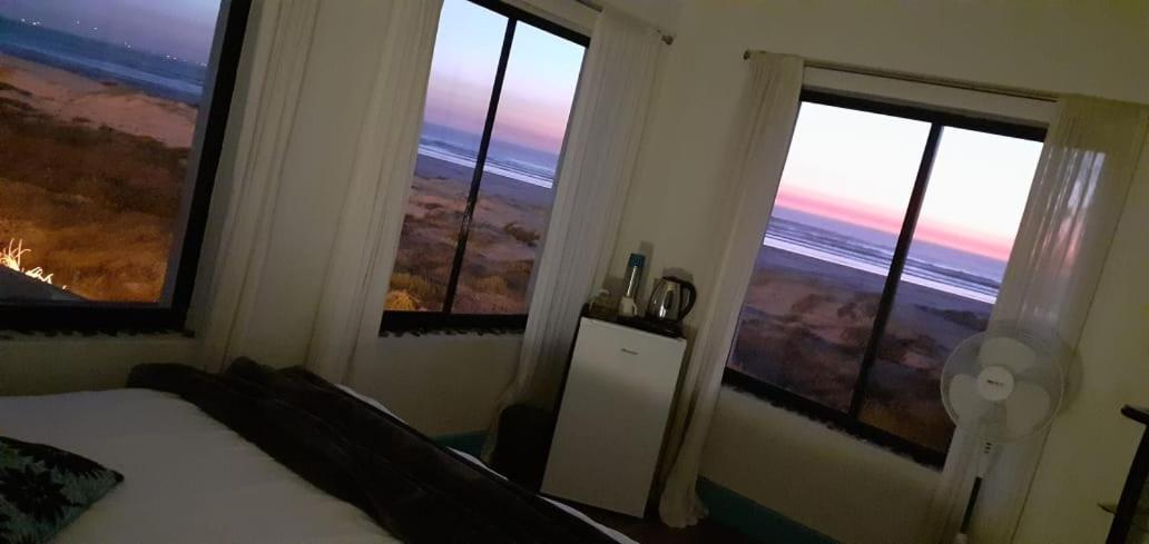 Beachmusic Cape Town Luaran gambar